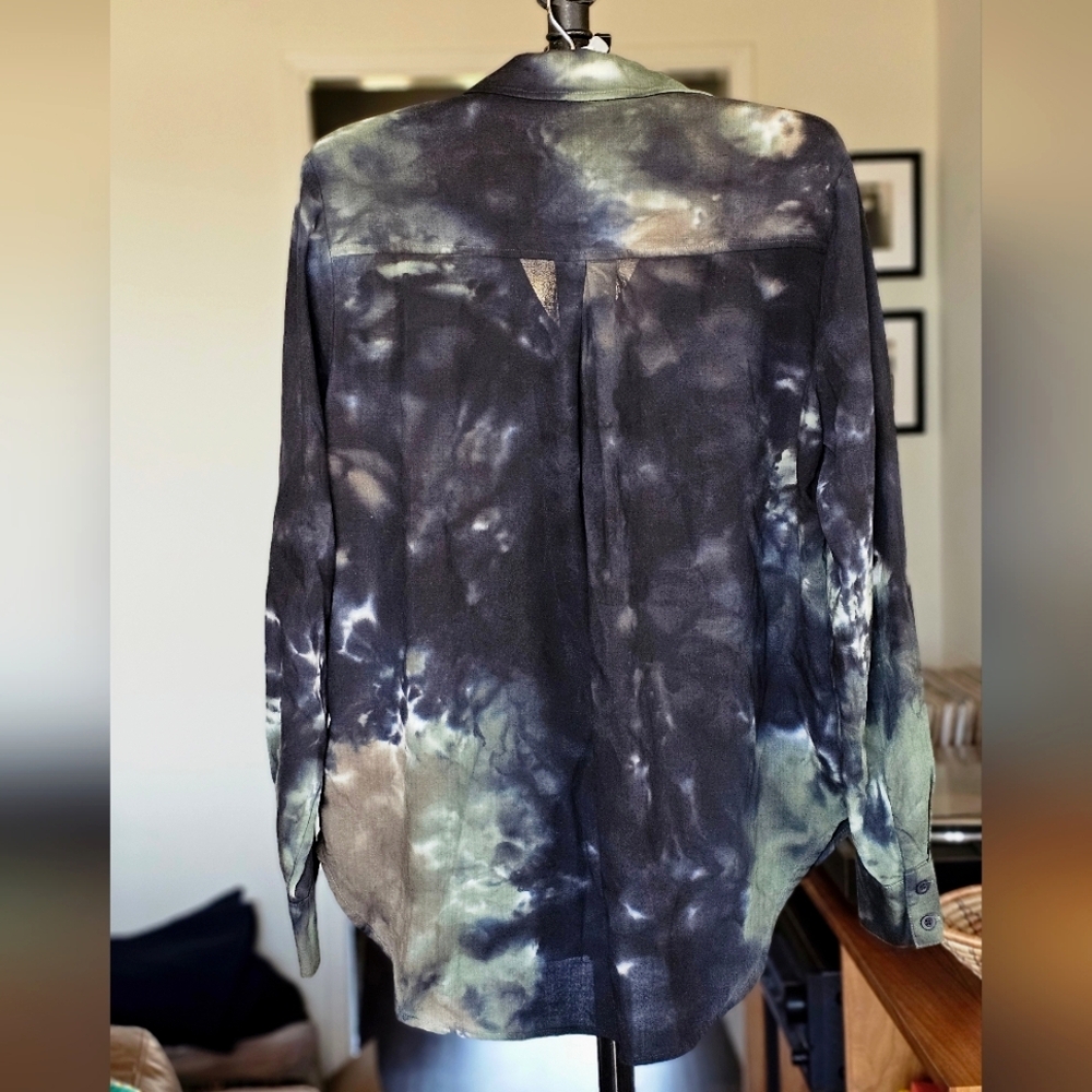 Cloth & Stone x Anthropologie Tie-Dye Button-Down Shirt - Picture 5 of 7